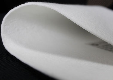 PTFE 멤브런스 라미네이팅 비직조 바늘 펠트여과기 반대 오일 폴리에스테르 여과포